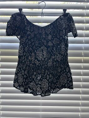 Old Navy Black and White Patterned Peplum Blouse